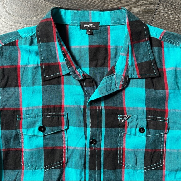 LRG button up - Picture 2 of 2
